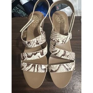 Women’s Vince Camuto Velley Leather Upper Sandals Size 9/40